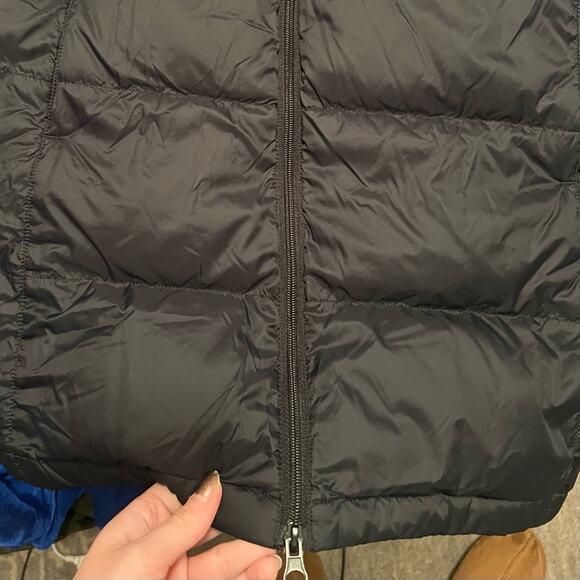 Oiselle Queen Black Asymmetrical Zip Down Puffer Jacket w/ Packable Hood - Picture 11 of 11